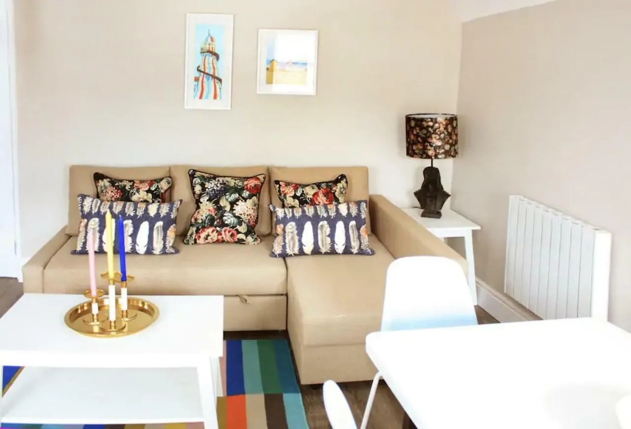 New Georgian Self-Catered Apartments At The Spire Dublin 0*,  Irland